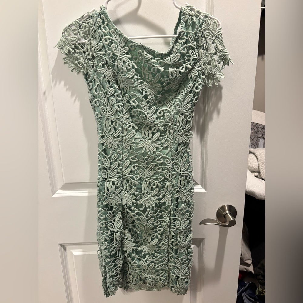 Lulus sage green size smalll dress. Wore once